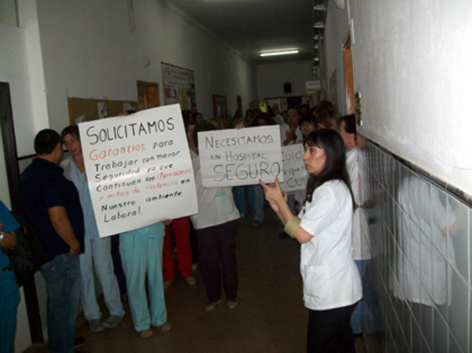 Hospital de Villa Mercedes – Los médicos pidieron las renuncias de las autoridades